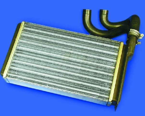 Hoe de kachelradiator VAZ 21099 te verwijderen