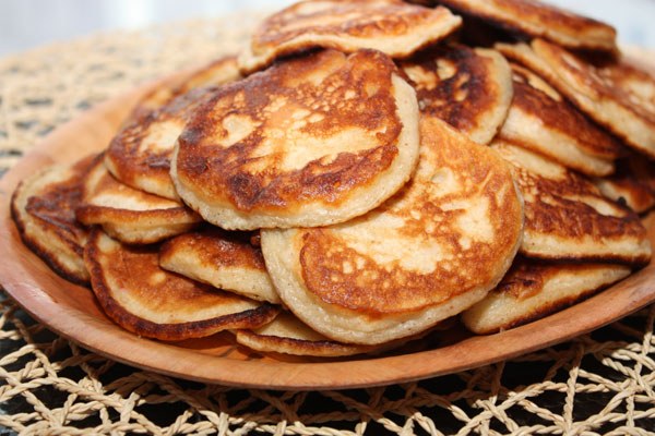 Gemakkelijk recept voor pannenkoeken op yoghurt