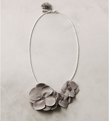 Hoe maak je een ketting met bloemen