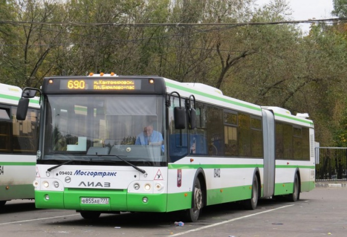 Busnummer 690