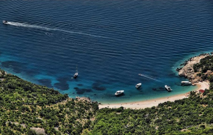 Stranden van Kroatië, verloren in de paradijs eilanden