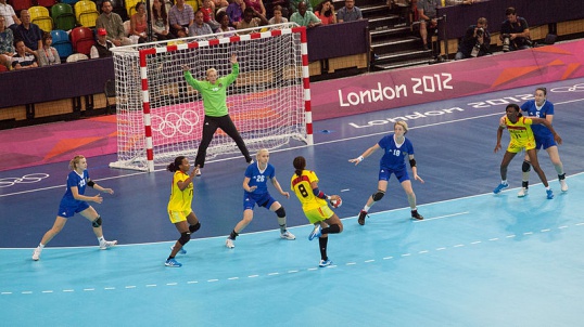 Teamspelen met de bal: handbal